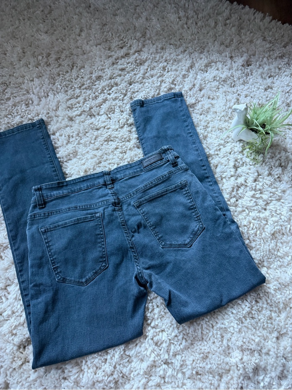 Kenneth Cole New York Women's Straight-Leg Jeans in Indigo Blue